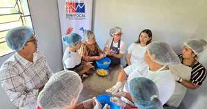 La Nación / Certifican a cocineras del programa Hambre Cero