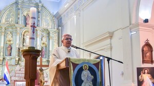 Cardenal denuncia los “muros de guerras” y la falta de misericordia