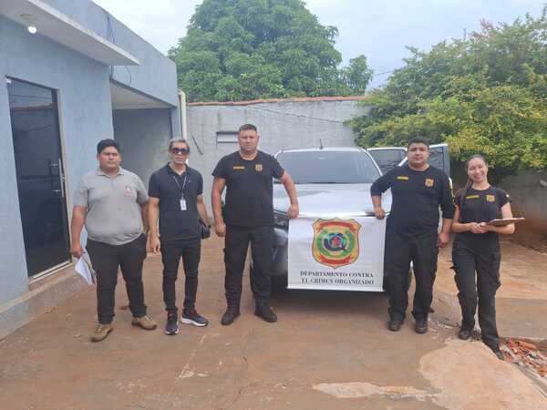 Saltos del Guairá: Recuperan dos vehículos denunciados como robados en territorio brasileño