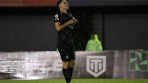 Olimpia dio la cara y se aleja en la punta