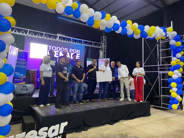 La solidaridad brilló bajo la lluvia en la comilona “Todos por CENADE 2026” en Encarnación