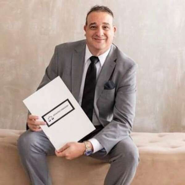 Tras orden de captura, detienen al abogado Diego Lansac por sextorsión - Policiales - ABC Color