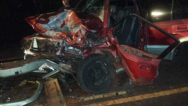 Trágico accidente en Ruta PY08 deja un fallecido tras violento choque en Tacuara