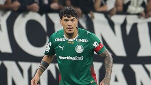 Corinthians sufre dos expulsiones y firma un empate con sabor a victoria contra Palmeiras