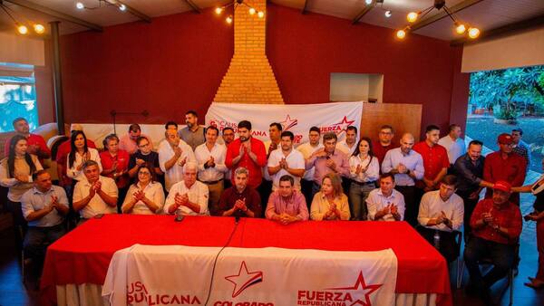 La disputa en la disidencia gira en torno a quién asumirá el liderazgo: Mario Abdo Benítez o Hugo Velázquez