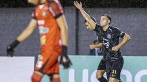 Sebastián Ferreira, contento por los goles