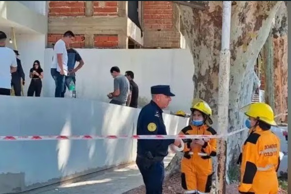 Popular / Dolor y misterio: Hallan muerto a paraguayo oculto dentro de una pared