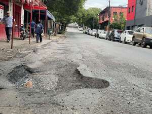 Crisis vial en Asunción: Nenecho y Bello tuvieron US$ 18 millones para bacheo en 2025 - Nacionales - ABC Color