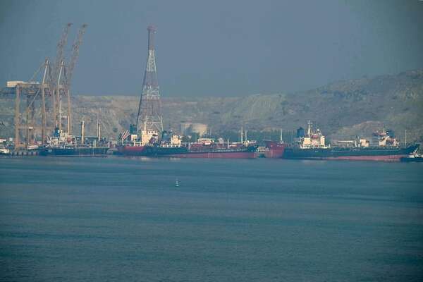 Mercado petrolero abre al alza con la incertidumbre sobre el paso por Ormuz - Mundo - ABC Color