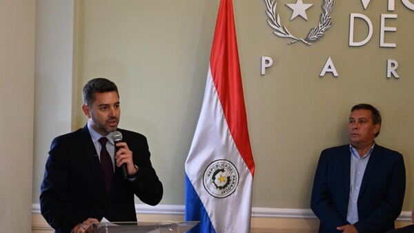 Pedro Alliana confirma candidatura por HC y elegirá a su vice luego de las municipales