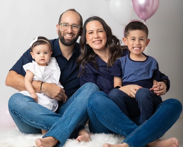 Popular / (GALERÍA) ¡Mirá cómo Toto González festejó el cumple de su hija paha!