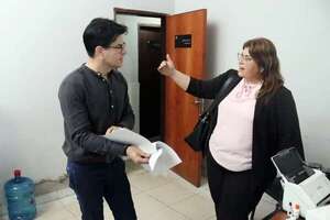 Pericia pendiente retrasa avance de causa contra exfiscal imputado por coima   - Nacionales - ABC Color