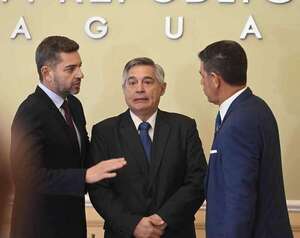 Medicina: “estafa” no se da en universidades públicas, dice Víctor Ríos en lanzamiento de nueva carrera en Pilar - Nacionales - ABC Color