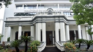 Economista pide revisar límite fiscal vigente