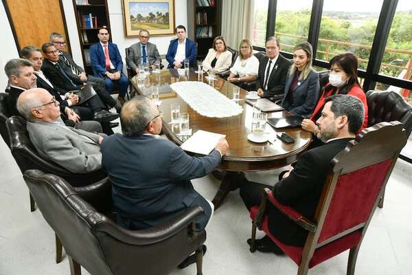 Rectores califican de “irracional” e “ilógico” eliminar bonificaciones en universidades - Política - ABC Color