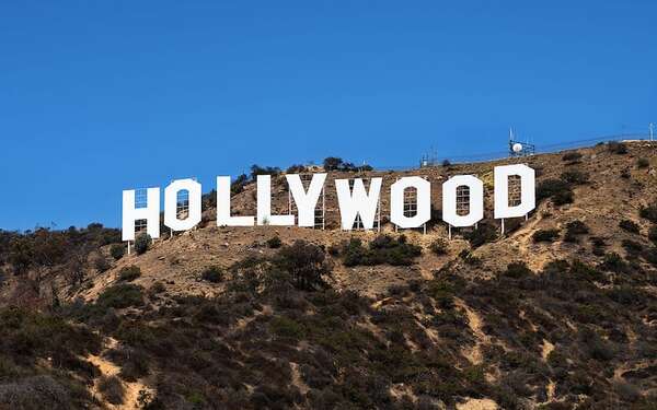 Creadores de Hollywood alertan de que la fusión de Warner y Paramount dañará la industria - Cine y TV - ABC Color