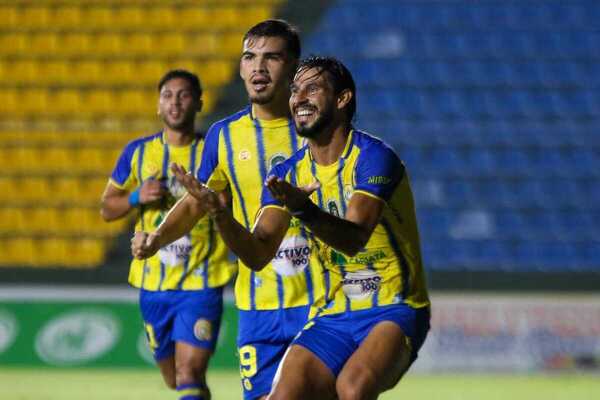 Triunfo del Escobero en el cierre del capítulo 2