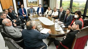 Rectores debaten en Diputados recortes a sus universidades