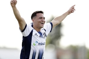 Maidana brilla con un doblete y le da a Talleres un triunfo clave ante Defensa y Justicia