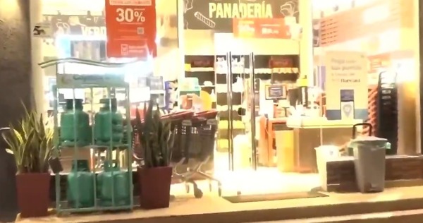 Violento asalto a Biggie: disparan a cajero y roban G. 1 millón - ADN Digital