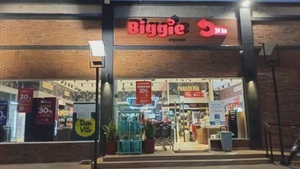Violento asalto en Biggie deja cajero herido a balazos