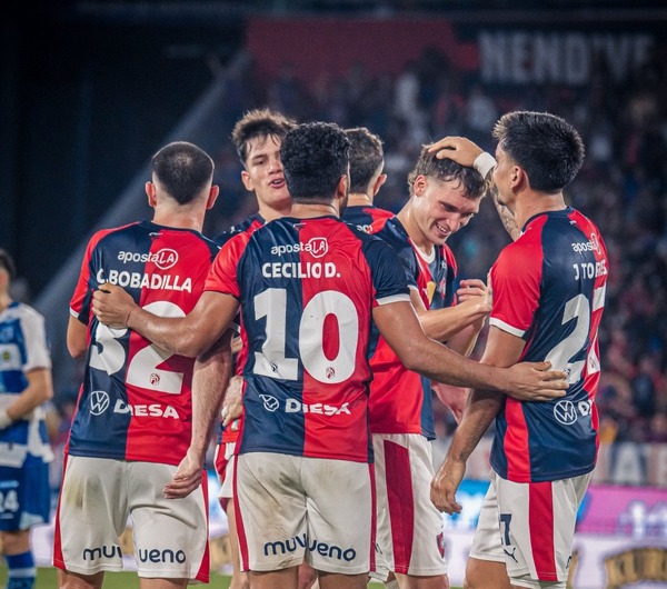 Cerro Porteño recibe a Junior en Barrio Obrero con la obligación de vencer a la adversidad