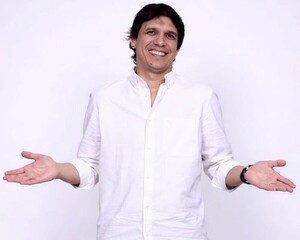 Popular / ¡Cerraron el bar de Pablo Zeballos y el pelotero chispeó todo!