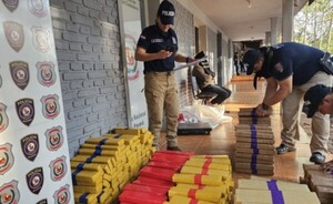 Camión se dirigía al Brasil con más de 352 kilos de marihuana prensada