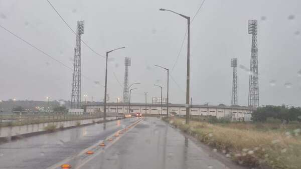 Tormentas intensas en Paraguay: alertan sobre zonas críticas y horarios de mayor impacto - Clima - ABC Color