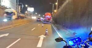 Diario HOY | Camión cisterna sufrió desperfectos y obstaculizó tránsito en el Superviaducto