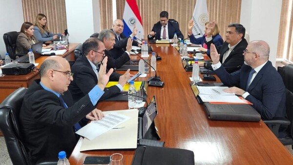 Suegra de Alliana y hermana de senador en ternas para defensorías adjuntas