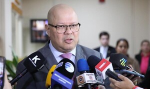 Negociaciones en curso para acordar pago a vialeras y farmacéuticas