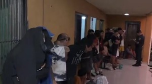 Operativo en el Mercado 4 deja cerca de 30 demorados en controles preventivos - ADN Digital