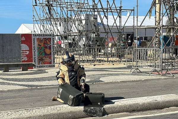 Brasil: hallan artefacto explosivo en Copacabana, donde Shakira dará un concierto gratuito  - Mundo - ABC Color