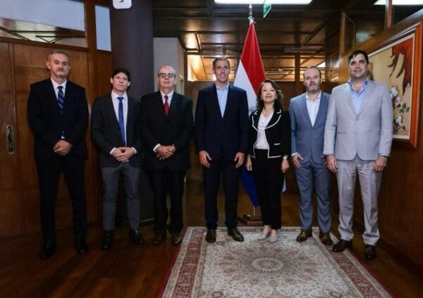 Empresarios brasileños presentan plan de innovación y desarrollo de tecnología para el agro en Paraguay