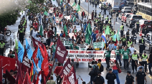Campesinos e indígenas anuncian marcha nacional - Noticiero Paraguay
