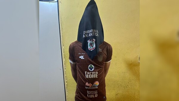 Un tipo quiso apresar a la mamá de su hijito por exigirle la leche, pero se dio vuelta la tortilla