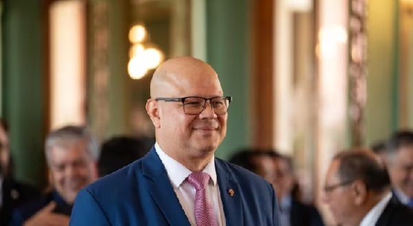 MEF rechaza flexibilizar el límite del déficit fiscal y prioriza deudas