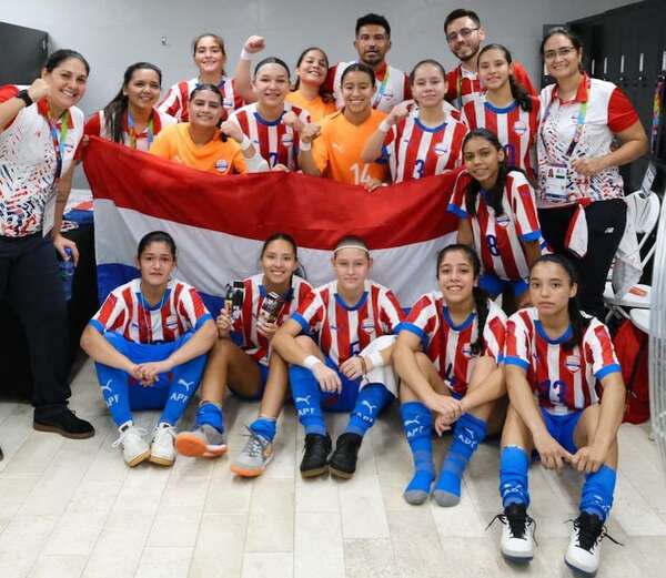 Futsal femenino asegura medalla y lidera la jornada paraguaya en Panamá - Polideportivo - ABC Color