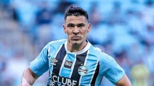 Gremio supera a Deportivo Riestra con Fabián Balbuena