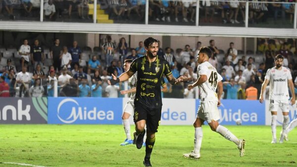 Recoleta y un heroico empate ante el Santos de Neymar