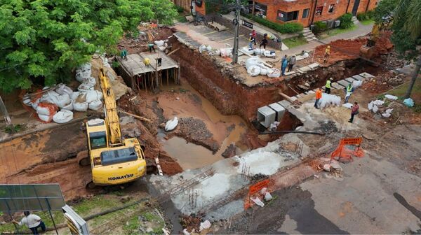 Luis Bello impulsa obra para resolver inundaciones en Santo Domingo