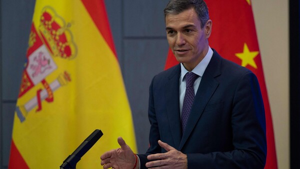 España regularizará a 500.000 inmigrantes