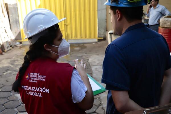 Nuevo récord de empleo formal: 827.000 trabajadores con seguridad social, según ministerio