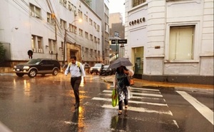 Alerta por tormentas: Trabajo insta a priorizar seguridad laboral