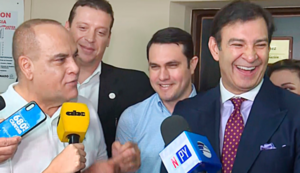 Oposición presenta nueva denuncia contra Hernán Rivas por presunta falsificación de título - PDS RADIO Y TV