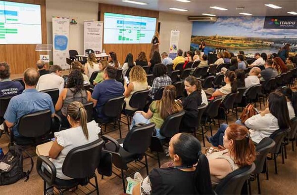 GT Itaipú Salud analizó los desafíos del 2026 para la Triple Frontera en la 208° reunión ordinaria | DIARIO PRIMERA PLANA