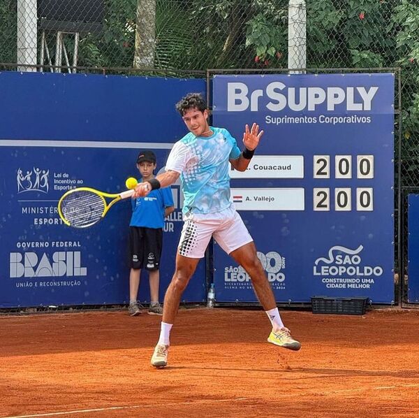 Dani Vallejo vuelve a poner a Paraguay en Roland Garros tras casi tres décadas - El Trueno