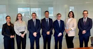 La Nación / Impulsan estándares financieros internacionales y supervisión basada en riesgos, en reunión con el BID