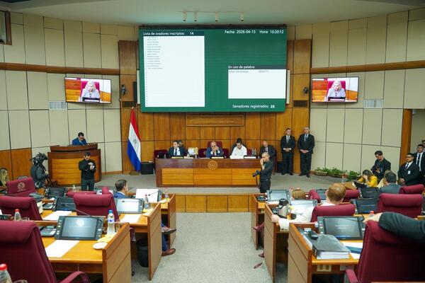 Senado posterga para el 29 de abril tratamiento de ley de protección a periodistas